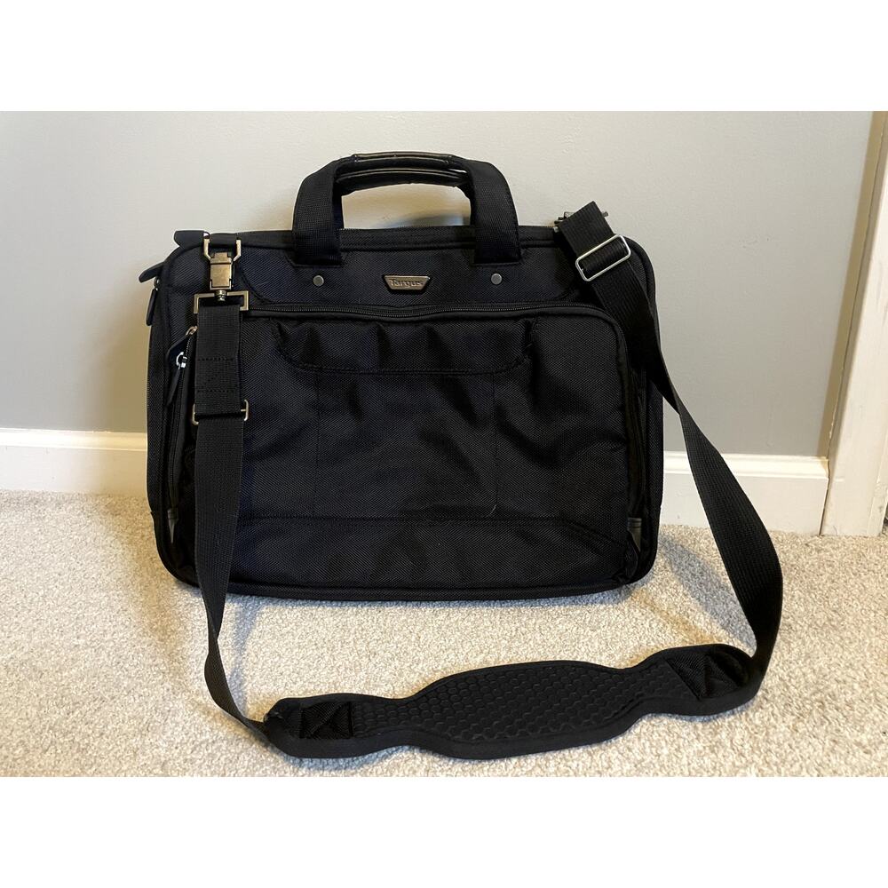 Targus Laptop Bag - Business - 3  compartments - barely used!